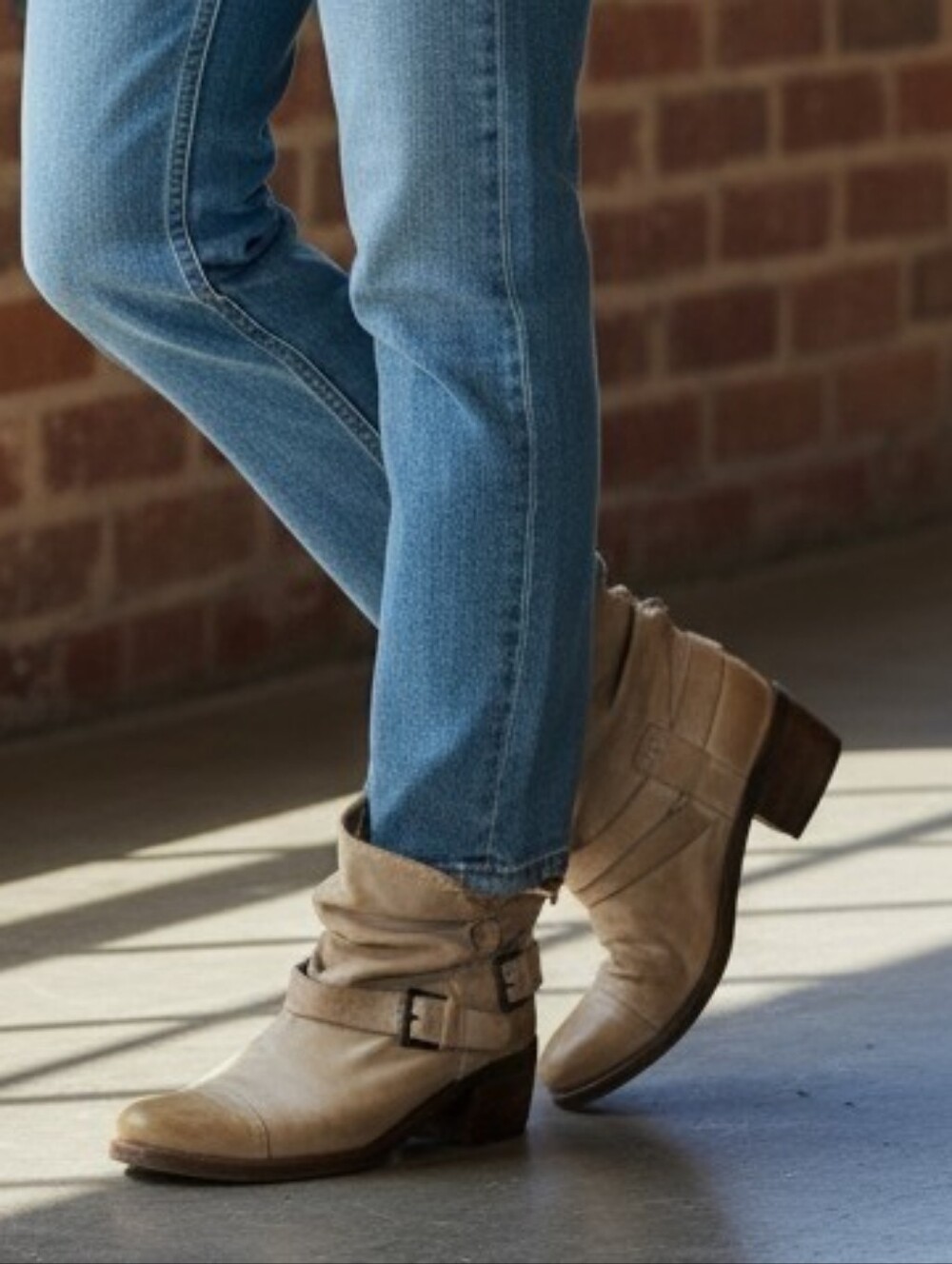 Aldo Lavorazione Artigiana Western Leather Slouchy Ankle Bootie Size 8